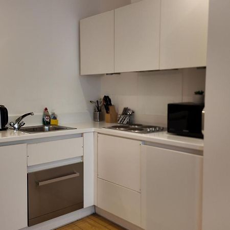 Sleep6 In Leicester Square, Soho Vr7 Лондон Экстерьер фото