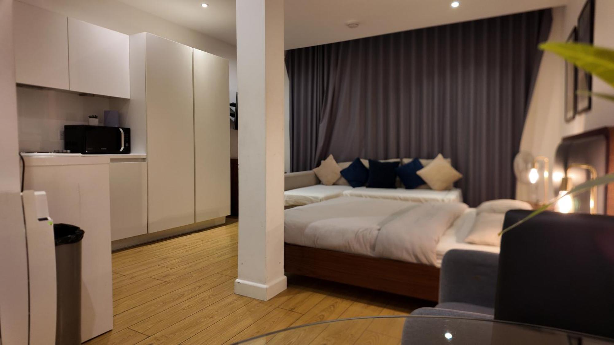 Sleep6 In Leicester Square, Soho Vr7 Лондон Экстерьер фото